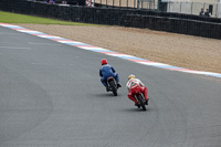 Vintage-motorcycle-club;eventdigitalimages;mallory-park;mallory-park-trackday-photographs;no-limits-trackdays;peter-wileman-photography;trackday-digital-images;trackday-photos;vmcc-festival-1000-bikes-photographs